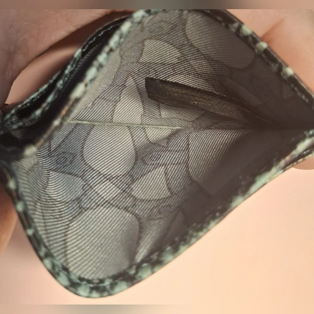 NWOT Aimee Kestenberg Aqua & Black Snake Emboss Leather Card Holder Wallet